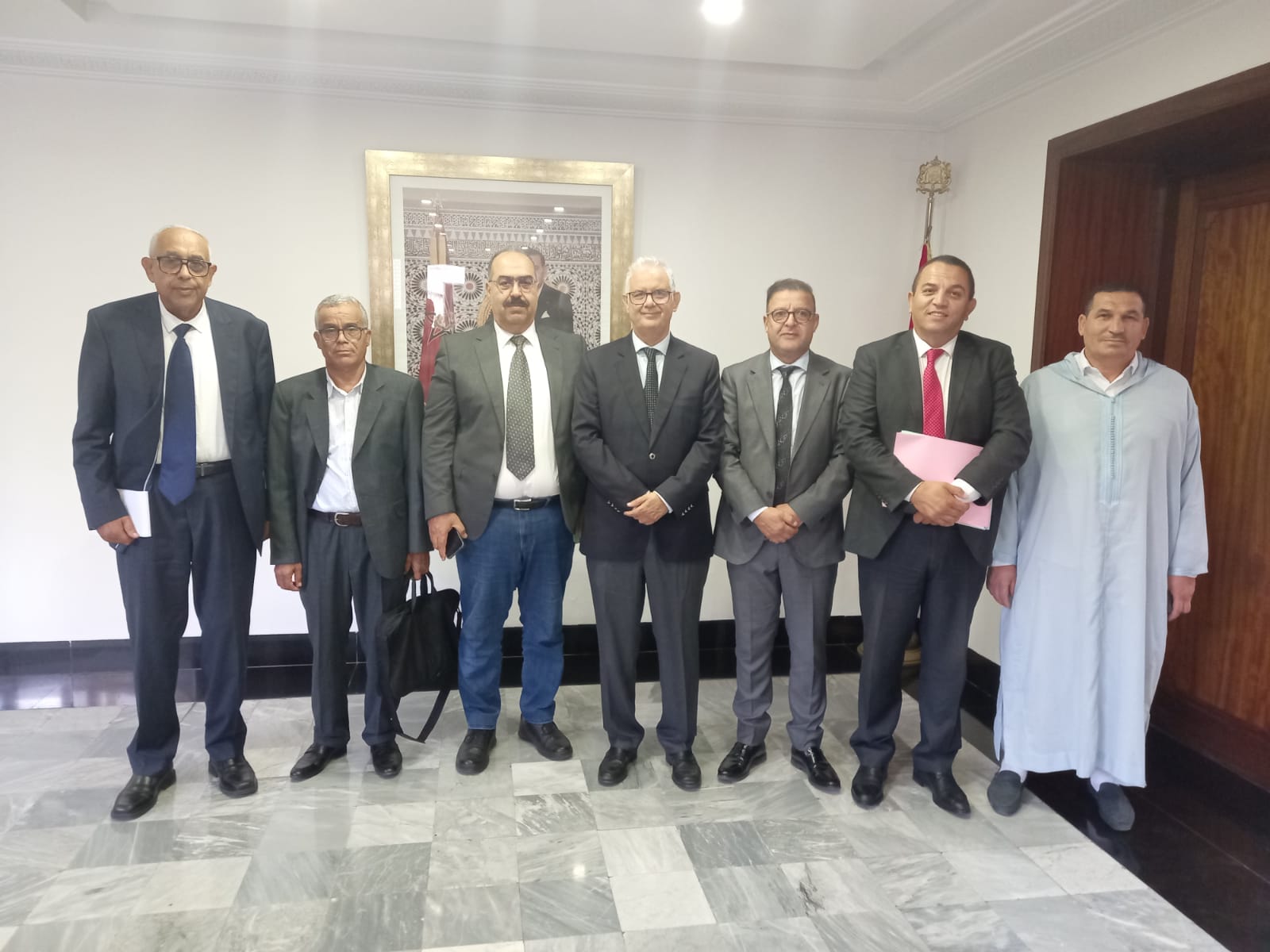 أش واقع ف الرباط؟ رؤساء جماعات خريبكة ف لقاء مع نزار بركة: شنو كان هدفهم من هاد الزيارة؟