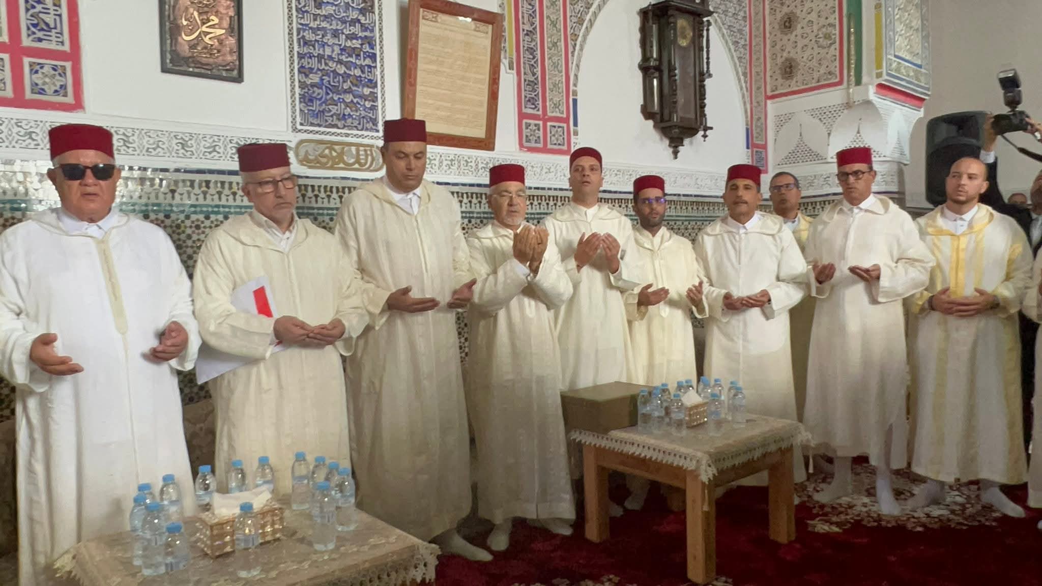لجنة ملكية تسلّم هبة مولوية للزاوية الشرقاوية بأبي الجعد