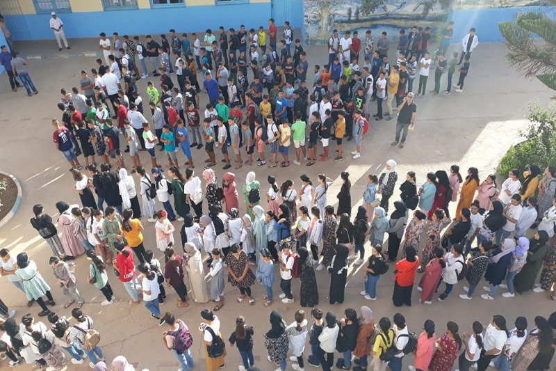 15% مجانية… بين وعود الوزارة وواقع الأطفال في أول يوم دراسي.