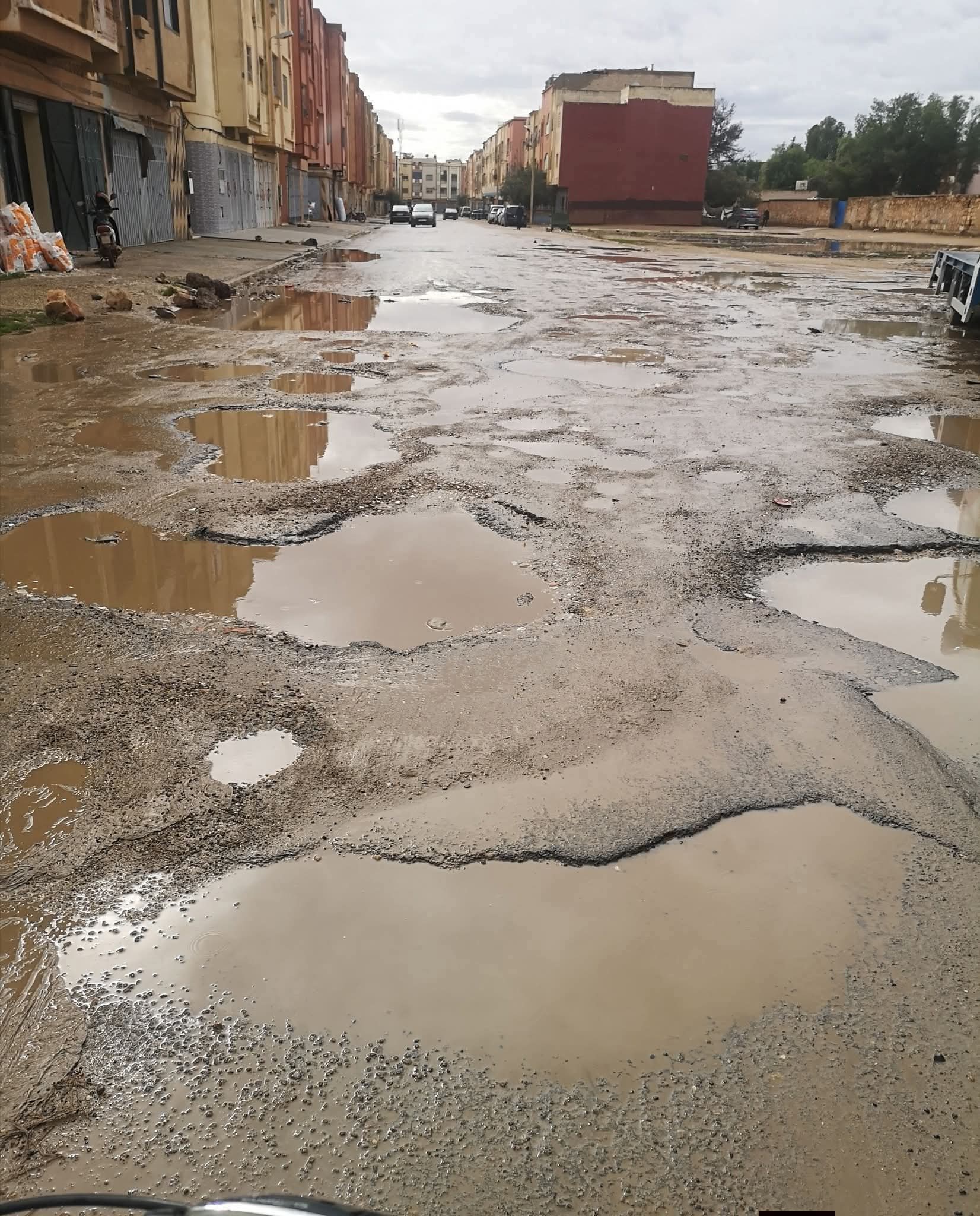 أمطار الخير صفعة مدوية في وجه المجلس والتدبير…فهل يتدخل عامل الإقليم لفتح تحقيق وكشف الحقيقة؟