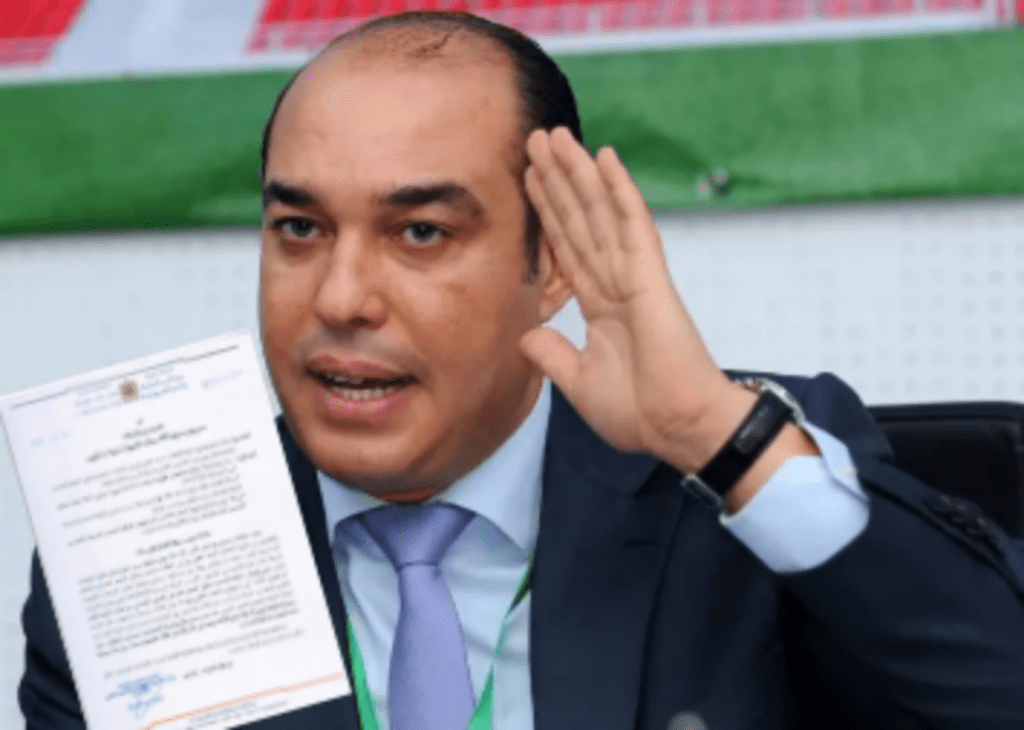 كرة في مرمى الوزارة… كيف أجبر سؤال أوزين وزارة التربية الوطنية على مراجعة حساباتها؟