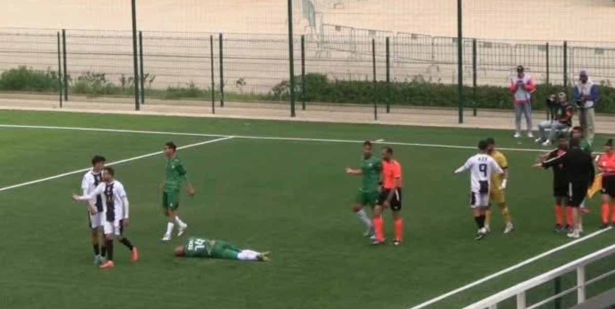 أولمبيك خريبكة يكتفي بالتعادل أمام جمعية الشباب الرياضي ويحتج على التحكيم .