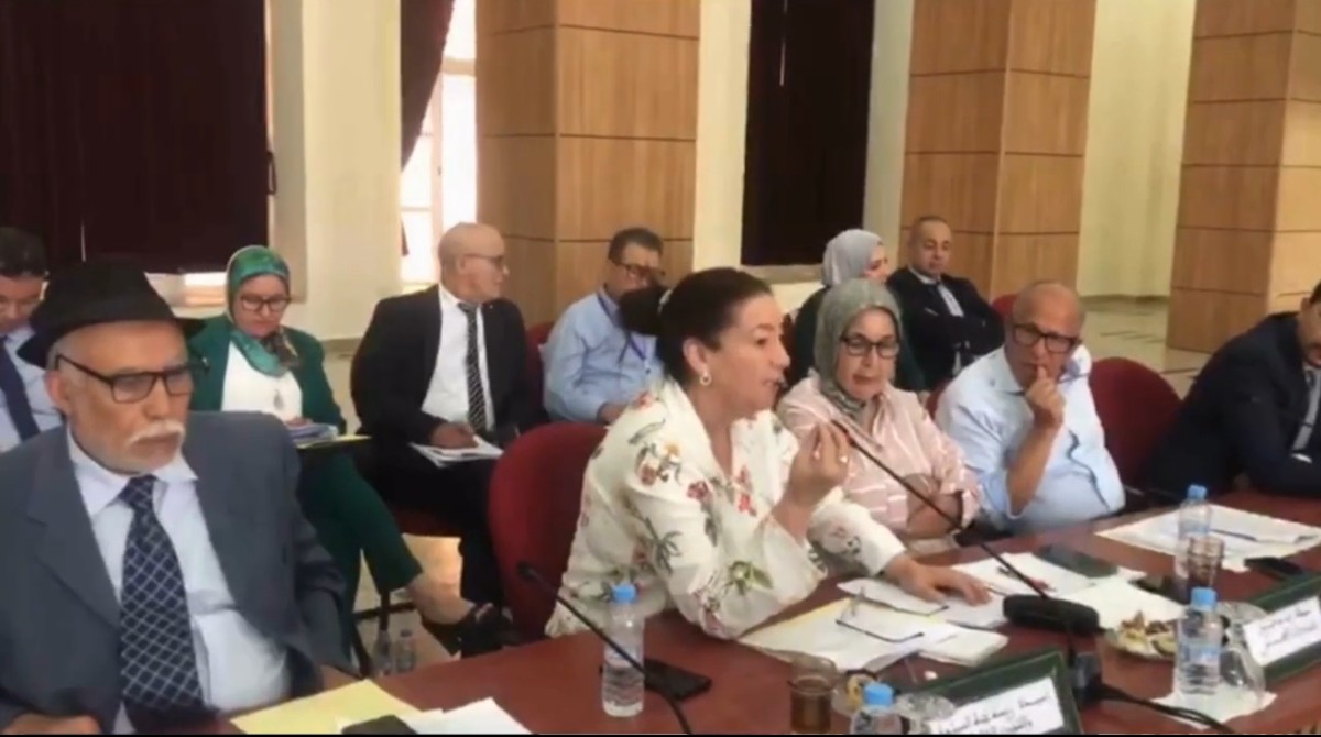 مجلس جهة بني ملال–خنيفرة يوافق بالإجماع على حزمة مشاريع تنموية لتعزيز الاستثمار والخدمات بالجهة