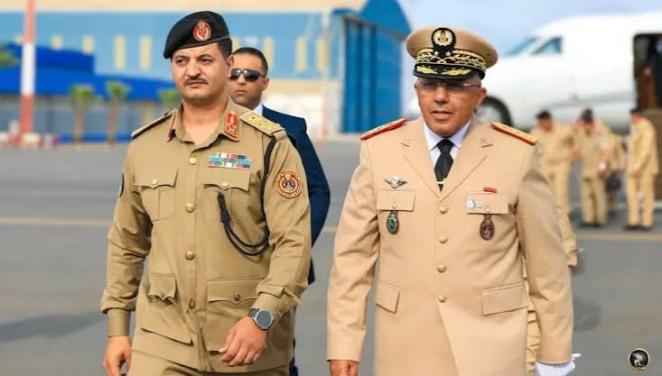 Visite de Khaled Haftar au Maroc : Alger face à un nouveau rapprochement stratégique à Rabat